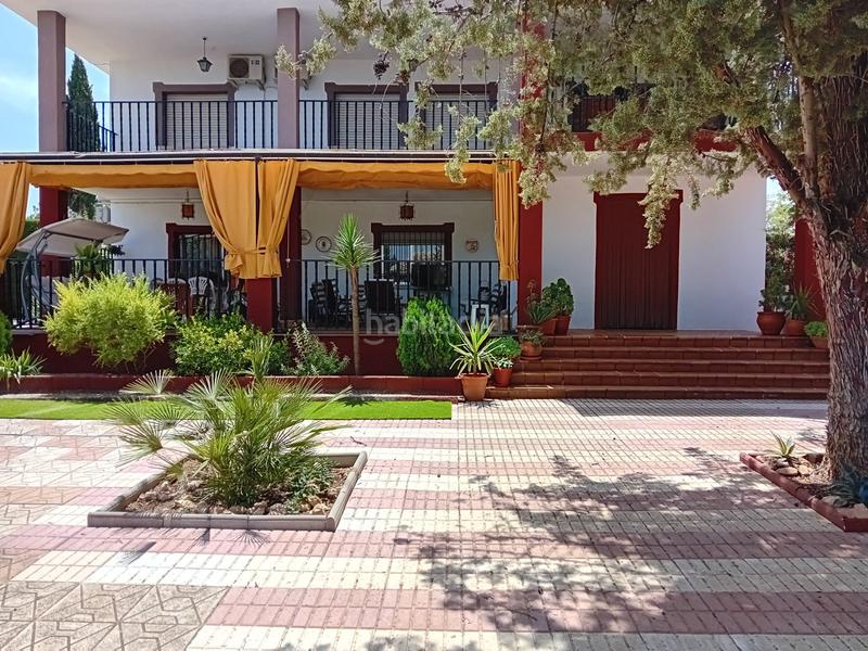 Foto 67dfb338-b4e8-4d44-8901-0cba40c1e0e4. Chalet  .dispone de 6 dormitorios, 3 baños, piscina, zona de cesped, pozo... todo legalizado. en Pozuelo de Calatrava