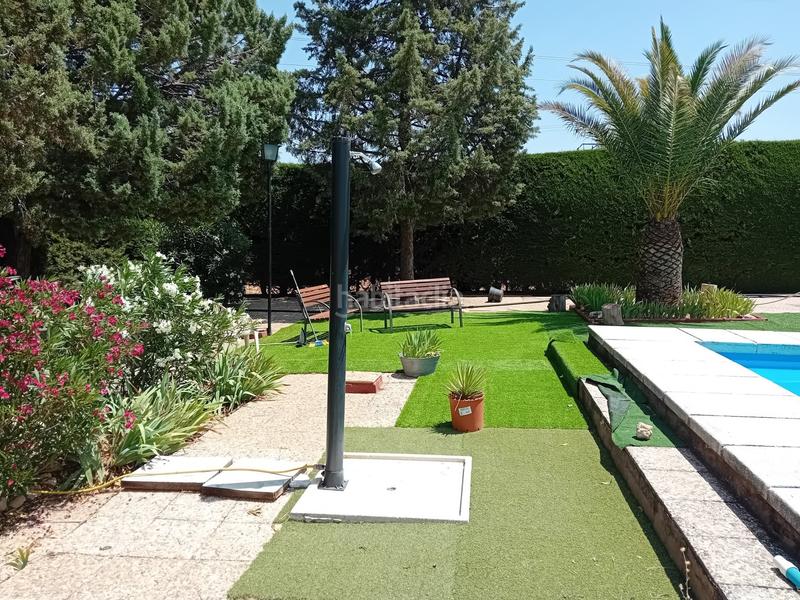 Foto 961490b2-e5f4-418c-8060-efab2a3e2e58. Chalet  .dispone de 6 dormitorios, 3 baños, piscina, zona de cesped, pozo... todo legalizado. en Pozuelo de Calatrava