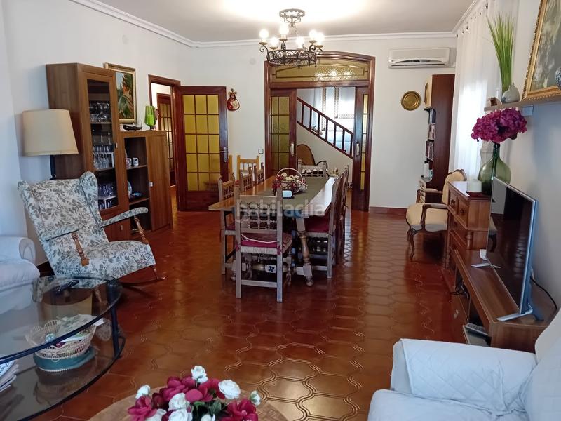 Foto a4c9bd84-b1a7-47b2-9518-573b15b45816. Chalet  .dispone de 6 dormitorios, 3 baños, piscina, zona de cesped, pozo... todo legalizado. en Pozuelo de Calatrava