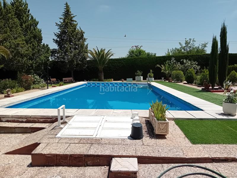 Foto edcad4a2-916b-493c-82a1-58007a4c3183. Chalet  .dispone de 6 dormitorios, 3 baños, piscina, zona de cesped, pozo... todo legalizado. en Pozuelo de Calatrava