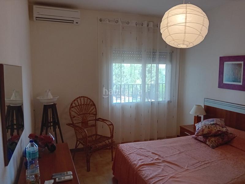 Foto fbb19ae5-25f2-4f54-b8c4-dbea84369078. Chalet  .dispone de 6 dormitorios, 3 baños, piscina, zona de cesped, pozo... todo legalizado. en Pozuelo de Calatrava