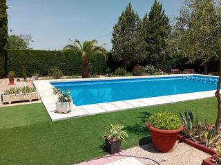 Xalet en Pozuelo de Calatrava. Chalet en pozuelo de calatrava.dispone de 6 dormitorios, 3 baos