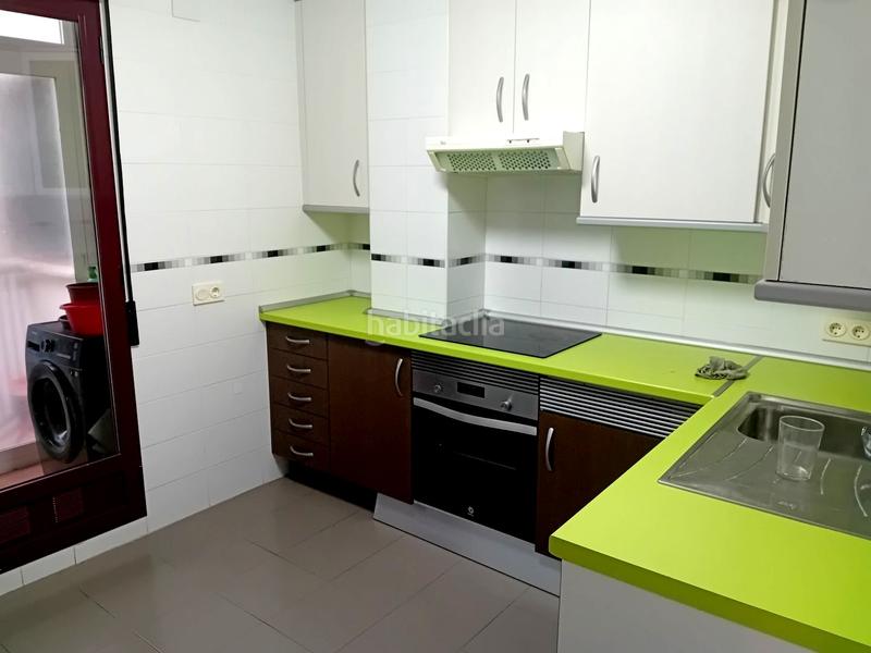 Foto 1be21cc1-4228-471d-84ec-9cff580b1a77. Pis amb calefacció aparcament a Pozuelo de Calatrava