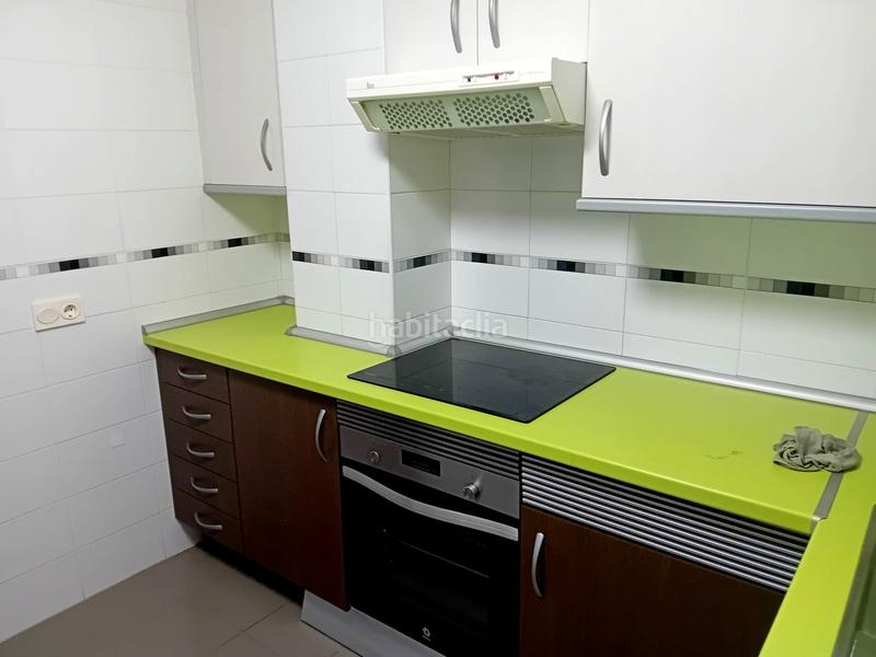 Foto 3341d376-d054-4f30-9440-9bf264398f22. Pis amb calefacció aparcament a Pozuelo de Calatrava