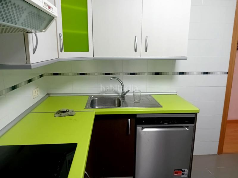 Foto 35ea1e53-fd24-4c7e-a3f2-998f24bf9465. Pis amb calefacció aparcament a Pozuelo de Calatrava