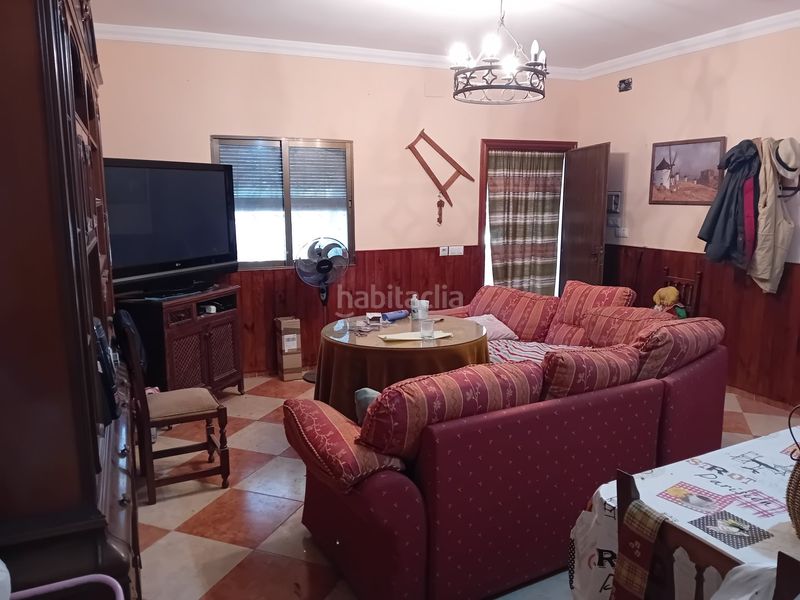 Foto 7b127f7d-2358-4564-8a9f-09afa58de1d7. Xalet amb aparcament a Bolaños de Calatrava