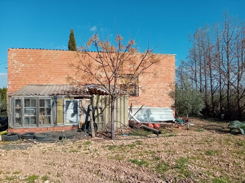 Foto b2cd96bd-624c-4129-95c3-18b3ba92a760. Xalet amb aparcament a Bolaños de Calatrava