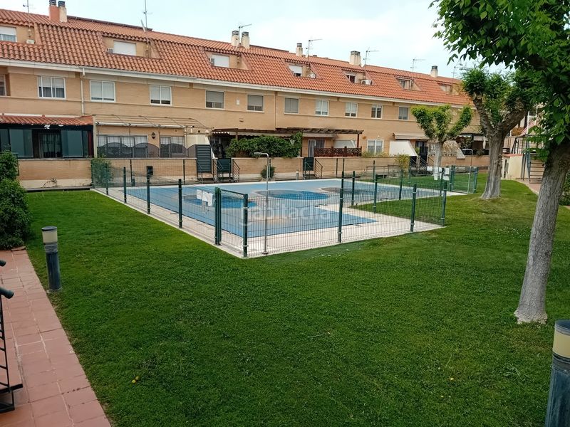 Foto 255d13eb-8a0c-4a70-bb2c-7f187000aa57. Casa amb calefacció aparcament piscina a El Torreón - Los Ángeles - El Pilar Ciudad Real