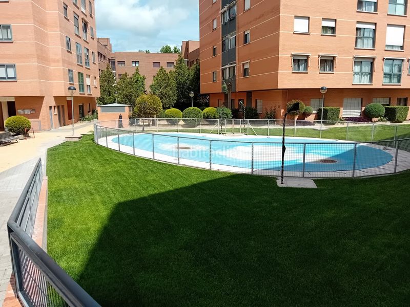 Foto 2e8d43bb-3b4f-4af7-8eb5-49eec83ab119. Pis amb calefacció aparcament piscina a Larache Ciudad Real