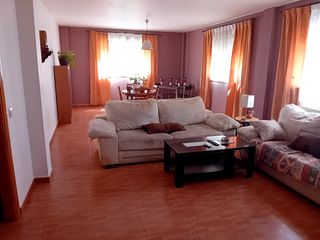 Casa en Torralba de Calatrava. Casa de 5 dormitorios en torralba de calatrava. 293 m, patio, te
