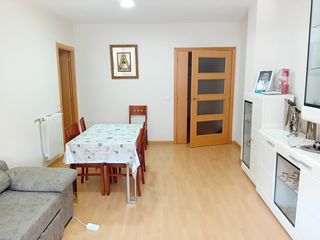 Etagenwohnung in Pozuelo de Calatrava. Piso amueblado de 3 dormitorios en pozuelo de calatrava con gara