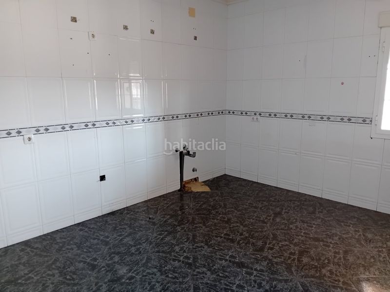 Foto d70977ad-49b7-4091-ac21-175e67d5ff1e. Chalet with parking in Pozuelo de Calatrava