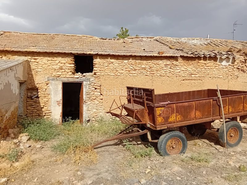 Foto f000b090-331c-45da-ad04-fb8334a4b7df. Masia amb calefacció aparcament a Torralba de Calatrava