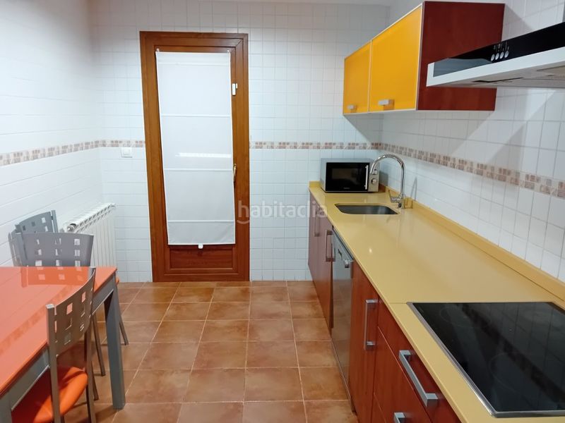 Foto 30543a3c-85b9-43f5-b394-7ac97c3caf71. Pis amb calefacció aparcament piscina a El Torreón - Los Ángeles - El Pilar Ciudad Real