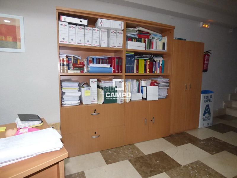 Foto 1b43ca33-8823-454a-8189-02763d5b7dd9. Alquiler local comercial  a la calle en alquiler en Centro. en Albacete