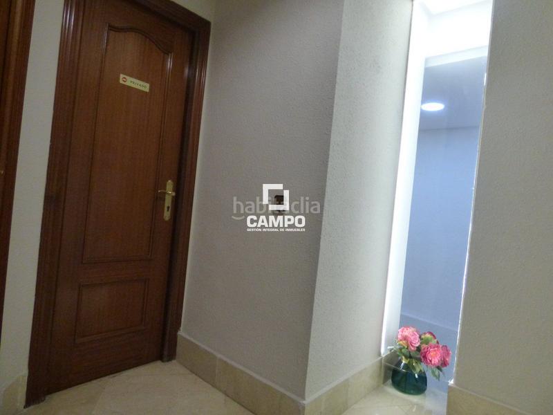 Foto 74f6ae72-da0f-4c8e-bb2c-2d5776a79b10. Lloguer local comercial a Centro Albacete