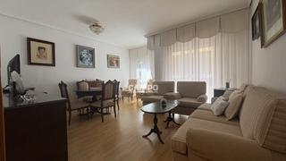 Apartament  Bernabe cantos. Apartamento en venta en centro, 2 dormitorios.