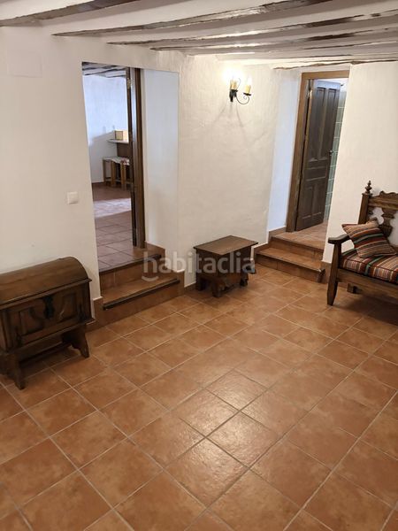 Foto 50810929-7085-4106-8551-9f93008c6c78. Masia amb xemeneia calefacció aparcament a Pozohondo