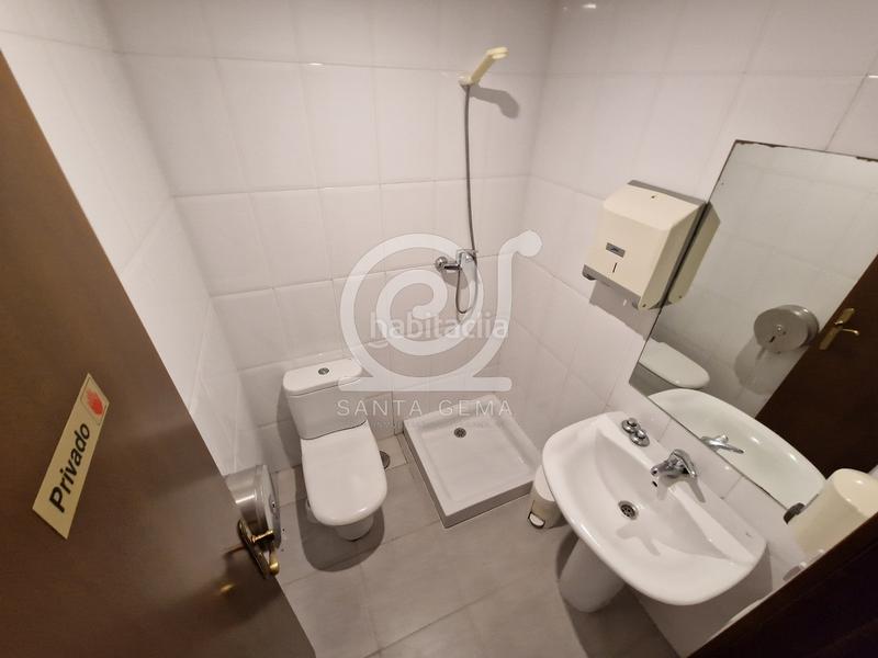 Foto 6ba31e32-5b3b-49b6-a467-5d65dd1a437d. Local comercial parrillada / mesón en ponte da pedra (a coruña) en Coruña (A)