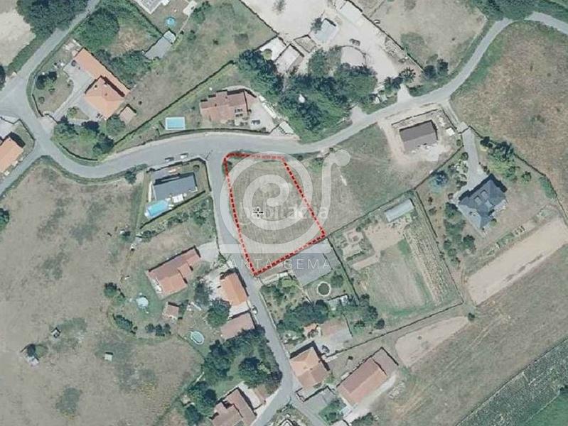 Foto 2d5de99e-1dc3-434b-8cdb-a2ea8148d5b2. Terrain résidentiel dans Parroquias Rurales Culleredo