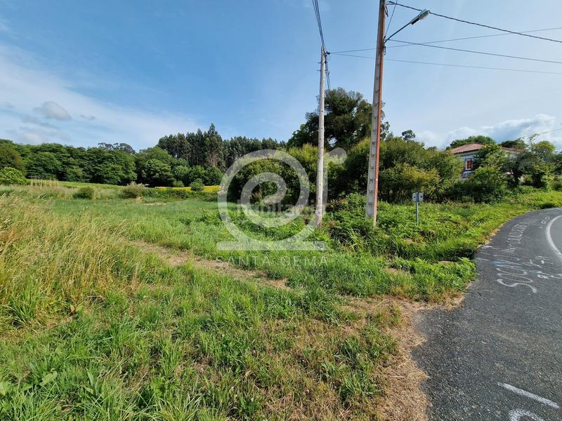 Foto c544012c-95a8-4070-9f4b-517b62f94c2e. Terreno residencial parcela en av. república uruguay () en Oleiros