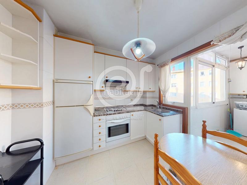 Foto c91c1100-824d-44bf-b8d8-54f73b771ec9. Appartement avec chauffage parking dans Elviña - A Zapateira Coruña (A)
