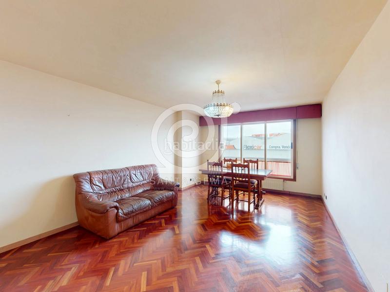 Foto 69bec482-6cff-4ca0-bd64-b05c5b56082e. Duplex avec chauffage parking dans Eirís Coruña (A)