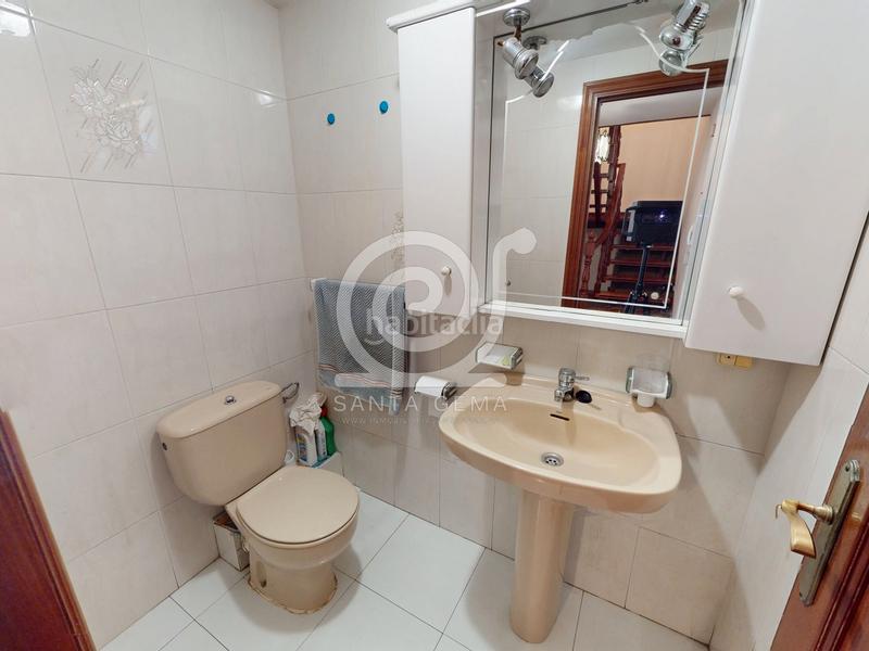 Foto e97f1680-295c-4fbd-8a85-127628beef10. Duplex avec chauffage parking dans Eirís Coruña (A)