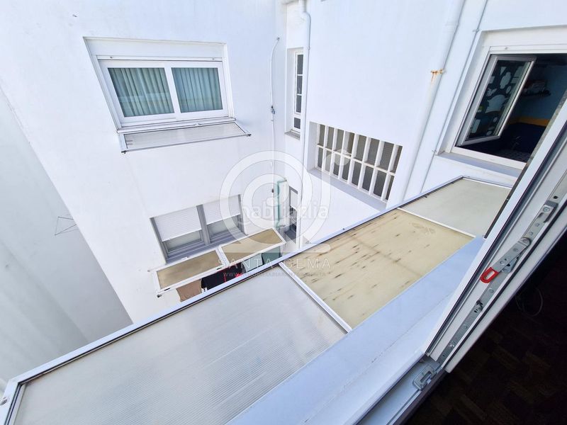 Foto 4eea4c0f-d0c5-4605-957e-e36de907fa76. Flat with heating in Os Mallos Coruña (A)