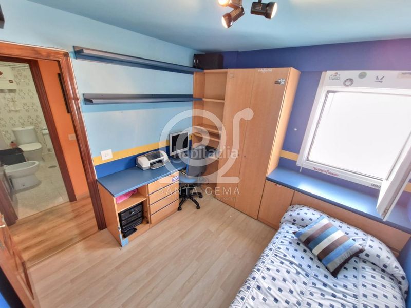 Foto dcf0afab-07bf-4ede-835b-258668d917f4. Flat with heating in Os Mallos Coruña (A)