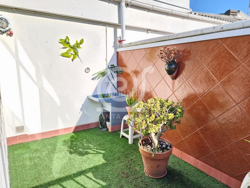 Foto eb400358-32db-421c-b2c5-82d3a888ecc8. Flat with heating in Os Mallos Coruña (A)