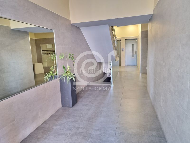 Foto da4a17da-83d8-4636-a7f8-e762162589c2. Pis amb xemeneia calefacció aparcament a Someso - Matogrande Coruña (A)