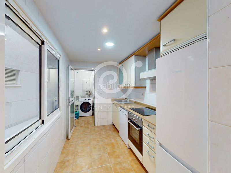 Foto c1529222-5581-447a-a2c8-17976e19a0dc. Appartamento con parcheggio in Eirís Coruña (A)