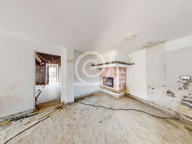 Foto d0877efb-2751-4142-8fd6-0bd624f86a6d. Casa a Bergondo