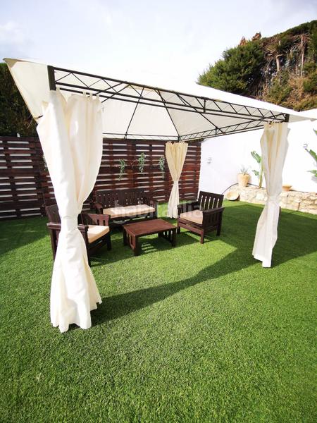 Foto 48abe8c4-3718-4e16-af55-d140f25e769a. Alquiler chalet en calle séneca 22 oferta feria de ecija - villaparaiso en Écija