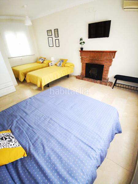 Foto 965f2ca5-0853-496b-9dd3-ee700389cd1b. Alquiler chalet en calle séneca 22 oferta feria de ecija - villaparaiso en Écija