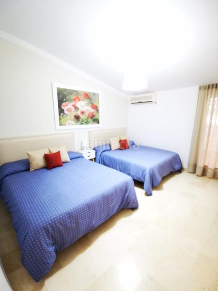 Foto c19757eb-56f7-4601-b96c-2ad44312457e. Alquiler chalet en calle séneca 22 oferta feria de ecija - villaparaiso en Écija