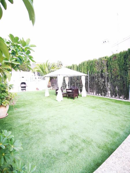 Foto d9635dcf-d920-43ad-a14e-e16f59092e02. Alquiler chalet en calle séneca 22 oferta feria de ecija - villaparaiso en Écija