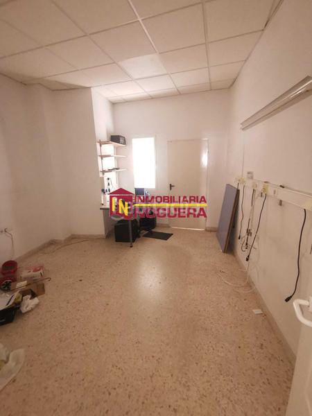 Foto 2edc38f1-834b-4e94-b94e-50f3ae6acadb. Rent business premise in Écija
