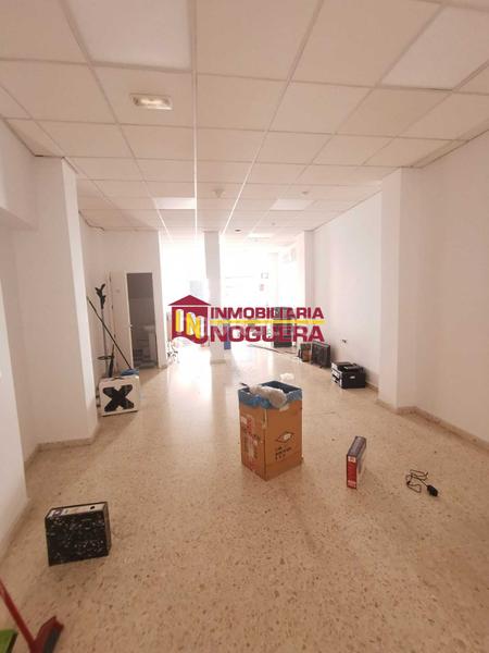 Foto 4a63dc68-1871-4512-8630-5f2936fa4573. Rent business premise in Écija