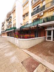 Pis  Calle joaquín rodrigo. Piso con patio de 50m2 en el balcon de ecija