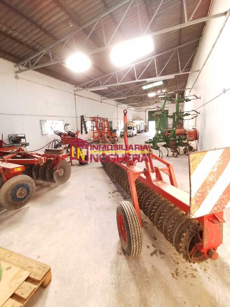 Foto 35546b74-410f-41fa-a062-aff514f8828e. Industrial building in Écija