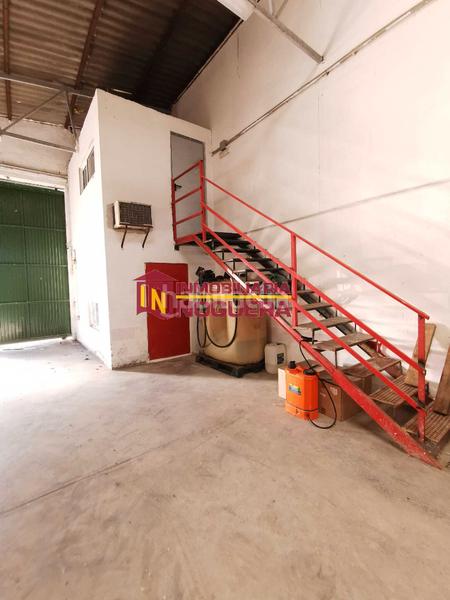 Foto 98d2cbec-1d17-4058-9290-031da113662e. Industrial building in Écija