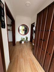 Chalet à Carlota (La). Parcela con vivienda, piscina y nave a 10 minutos de ecija