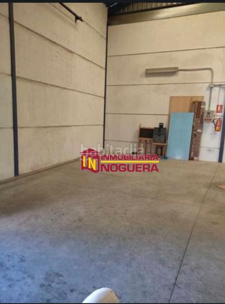 Foto 83573cc0-c27f-489e-a004-2f8c22ca05e8. Industrial building in Écija