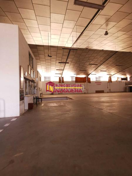 Foto 305309fa-9d86-4f60-8037-19b9794f3fc5. Capannone industriale in Écija