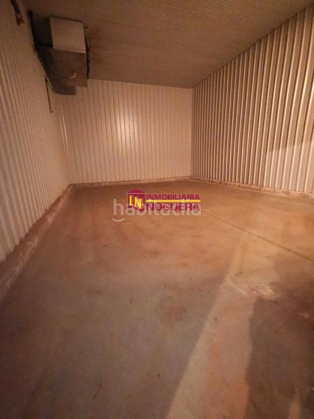 Foto 85adf9b4-788a-4737-a286-4ad9e664176c. Capannone industriale in Écija