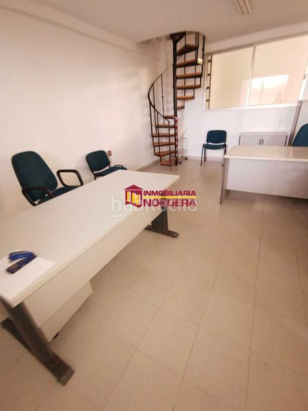 Foto 97c738e2-85c2-4cc0-b537-8a60e602872e. Capannone industriale in Écija