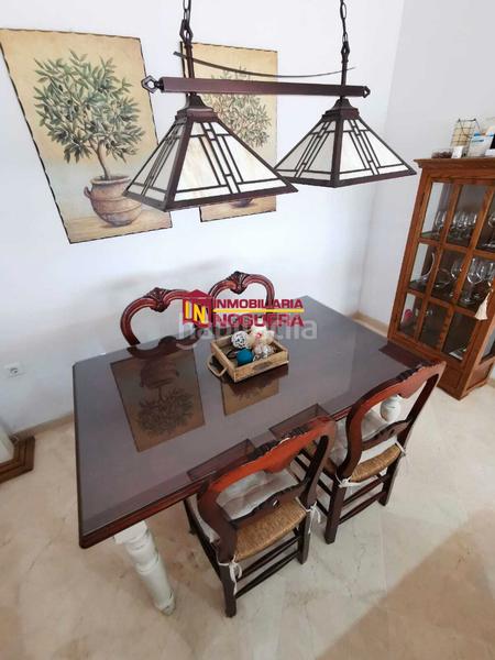 Foto d5eb0ca1-6c44-485b-b879-6462efe5dbf5. Pis a calle victoria kent 7 a Écija