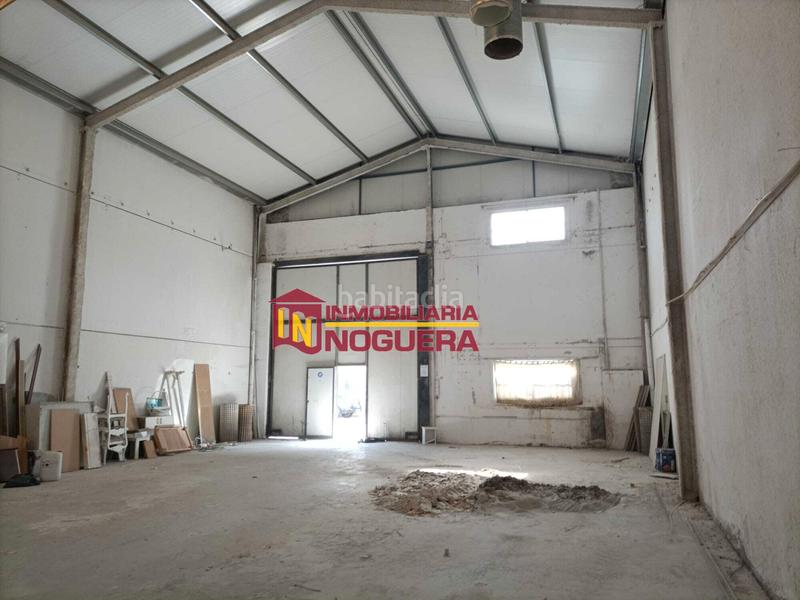 Foto 02c843e5-6f33-401e-b2a3-69295642faa9. Industrial building in Écija